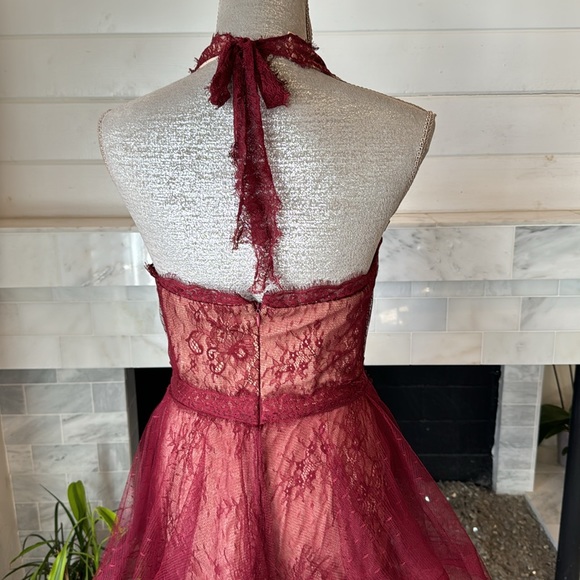 Luxxel Wine Tiered Lacey Tule Maxi Halter Maxi Size Small - Picture 10 of 16